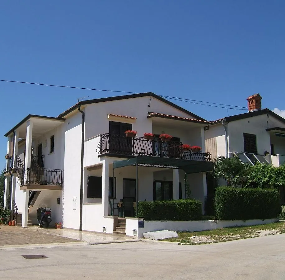 Apartamento Monika 3 Pax Novigrad Istria 0*,  Croacia